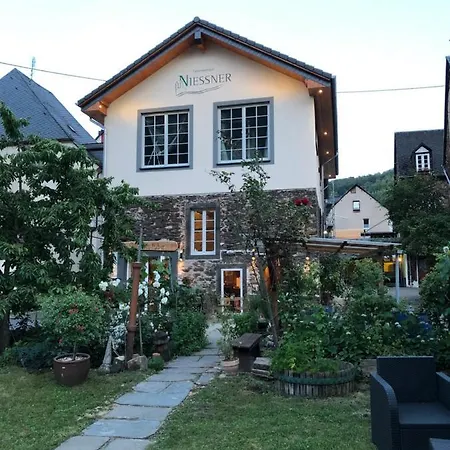 Ferienweingut Niessner Ernst